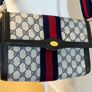 Gucci clutch!!! Added Crossbody strap! Will get a ton of compliments authentic